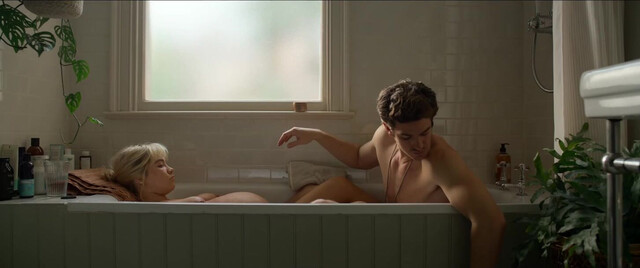 Florence Pugh nude - We Live in Time (2024)