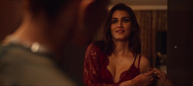 Kriti Sanon sexy - Do Patti (2024)