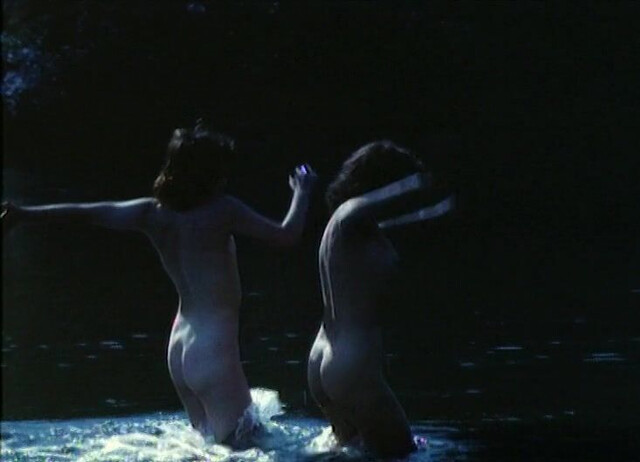 Alyson Spiro nude, Julie Walters nude, Jane Wood nude - She'll be wearing Pink Pyjamas (1985)