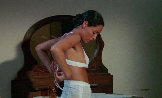 Sonia Braga nude - Gabriela, Cravo e Canela (1983)