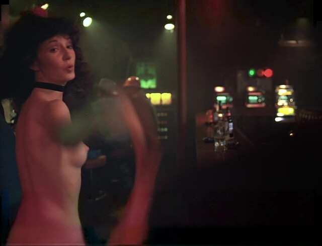 Mary Steenburgen nude - Melvin and Howard (1980)