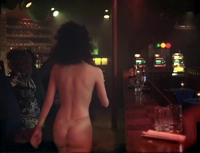 Mary Steenburgen nude - Melvin and Howard (1980)