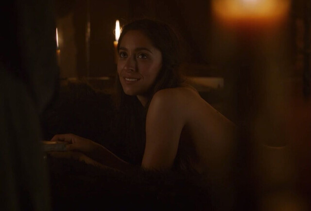 Oona Chaplin nude - Game of Thrones s03e07 (2013)