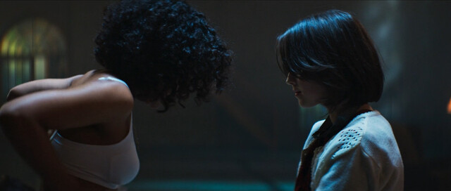 Olivia Scott Welch sexy – The Sacrifice Game (2023)