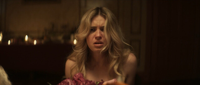 Olivia Scott Welch sexy – The Sacrifice Game (2023)