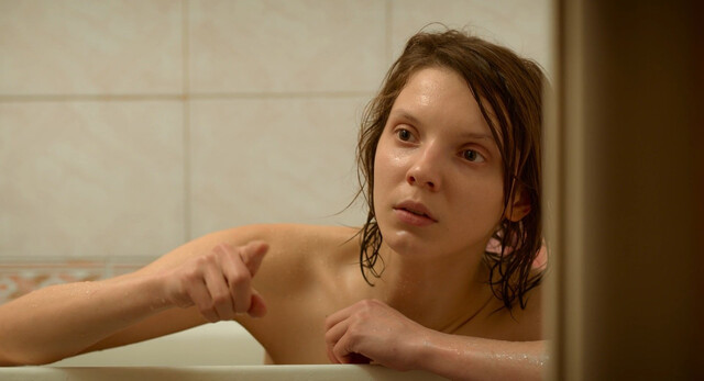 Vasilisa Perelygina nude – Dlitelnye svidaniya (2023-2024)