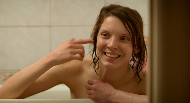 Vasilisa Perelygina nude – Dlitelnye svidaniya (2023-2024)