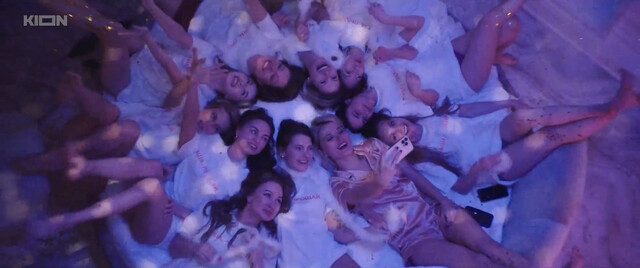 Nadezhda Mikhalkova sexy – Pervyy nomer s01e10 (2024)