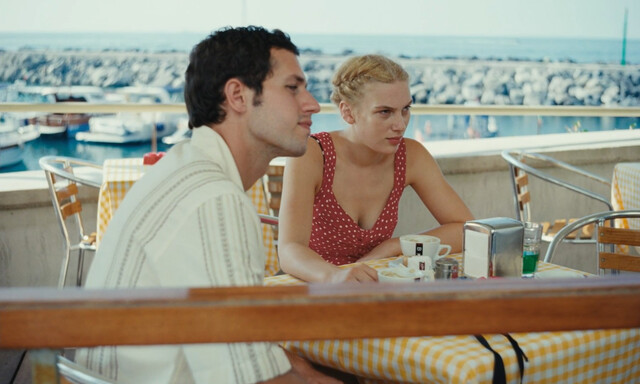 Lou Lampros nude – To Live, to Die, to Live Again (Vivre, mourir, renaître) (2024)