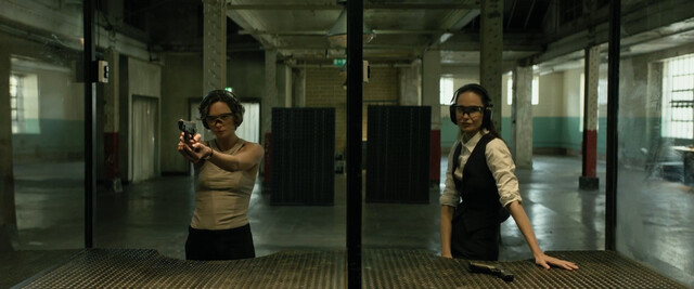 Saura Lightfoot Leon sexy – The Agency s01e06 (2024)