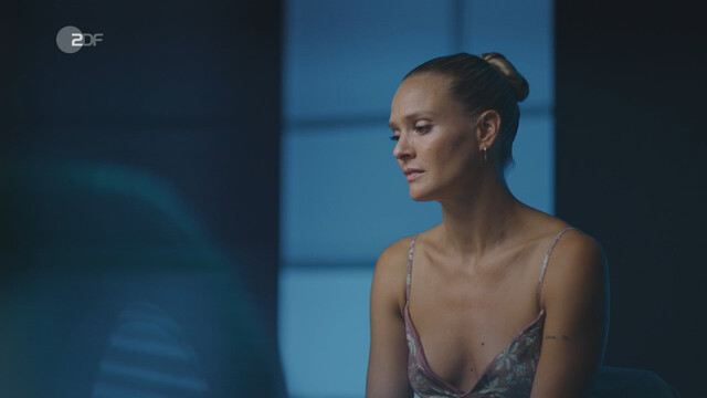 Pia Stutzenstein sexy – Blutige Anfänger s04e12 (2023)