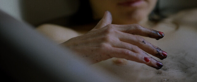 Charlotte Van Kemmel nude – November (2018)