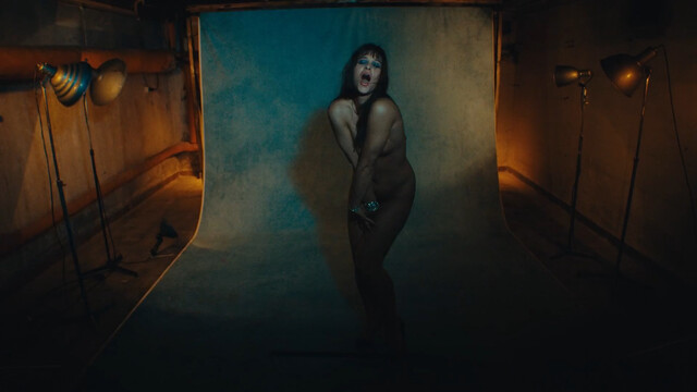 Anna Szymanczyk nude – Lady Love (X-Rated Queen) s01e01-02 (2024)