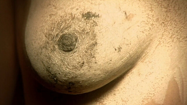 Shannyn Sossamon sexy – Catacombs (2007)