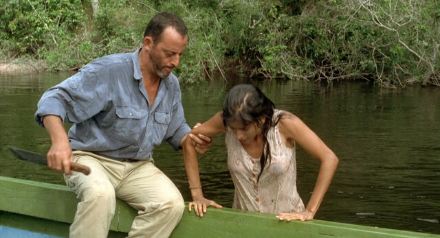 Patricia Velasquez sexy – The Jaguar (Le jaguar) (1996)