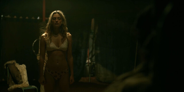 Phoebe Tonkin nude – Kid Snow (2024)