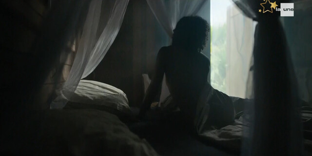 Aude Legastelois nude – Meurtre a Saint Martin (2025)