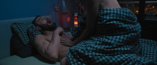 Cassandra Ciangherotti sexy – Cuerpo escombro (2024)