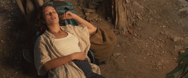 Aida Folch sexy – Isla perdida (Haunted Heart) (2024)