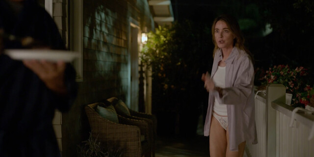 Christa Miller sexy – Shrinking s02e10 (2024)