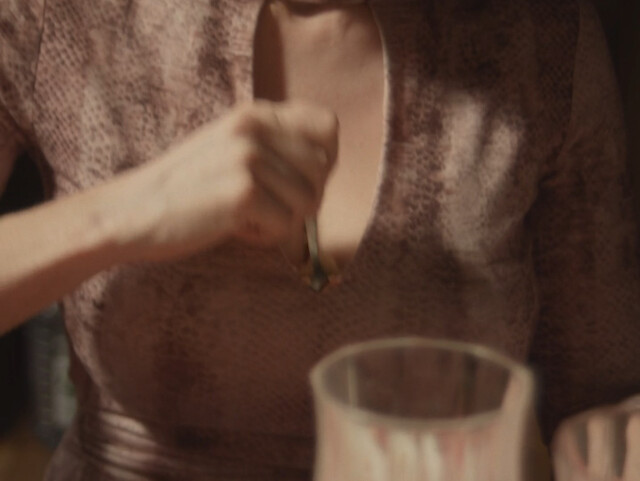 Caroline Dujardin sexy – La dernière part (2018)