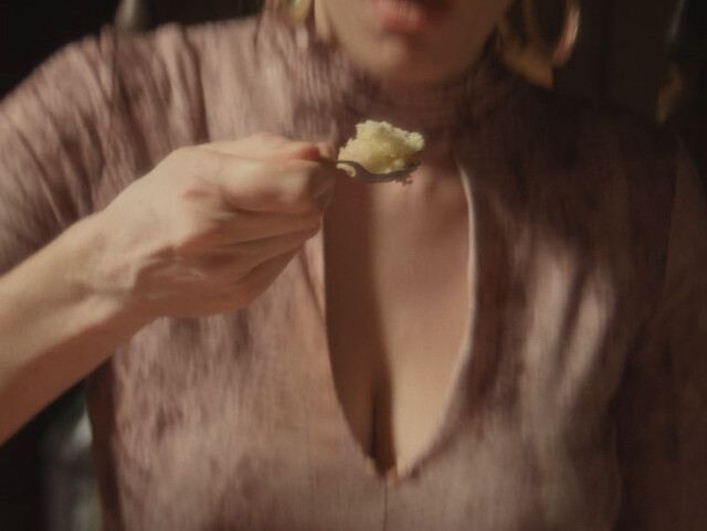 Caroline Dujardin sexy – La dernière part (2018)