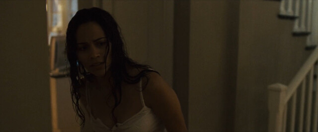 Paula Patton sexy – Mirrors (2008)