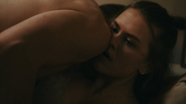 Elsa Langnase nude – Nr. 47 s01e01,e03 (2018)