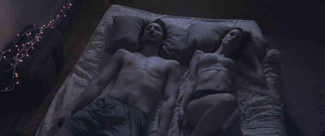 Ana Loig nude – Try (2018)