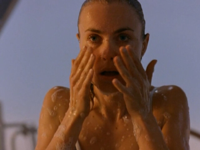 Radha Mitchell sexy – Visitors (2003)