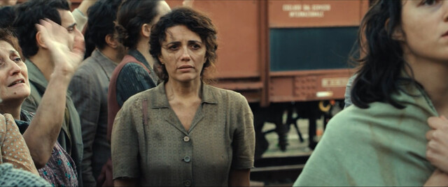 Serena Rossi sexy – The Children's Train (Il treno dei bambini) (2024)