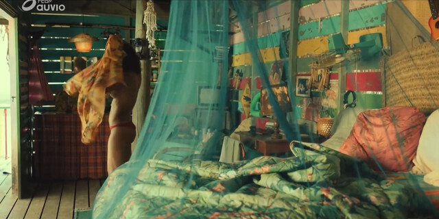 Clarisse Lhoni-Botte nude – Commandant Saint-Barth s01e06 (2024)