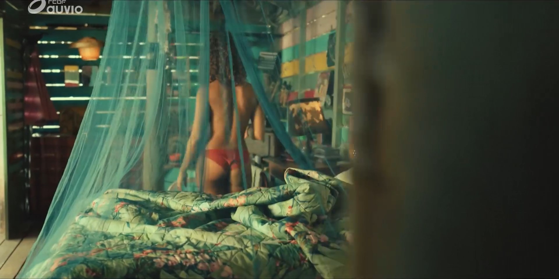 Clarisse Lhoni-Botte nude – Commandant Saint-Barth s01e06 (2024)