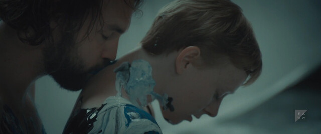 Caroline Junghanns sexy – Währenddessen 5 (2017)