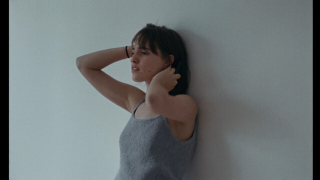 Weronika Janosz sexy – Do Tych Dziewcząt (2020)