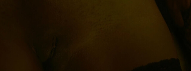 Miriam Martín nude – The Night of the Virgin (La noche del virgen) (2016)