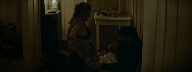 Miriam Martín nude – The Night of the Virgin (La noche del virgen) (2016)