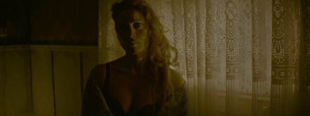 Miriam Martín nude – The Night of the Virgin (La noche del virgen) (2016)