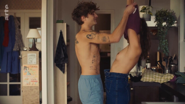 Nina Aboutajedyne nude – Amours solitaires s02 (2024)