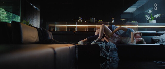 Tina Stojilkovic sexy – Mnogogranniki s01e07 (2024)