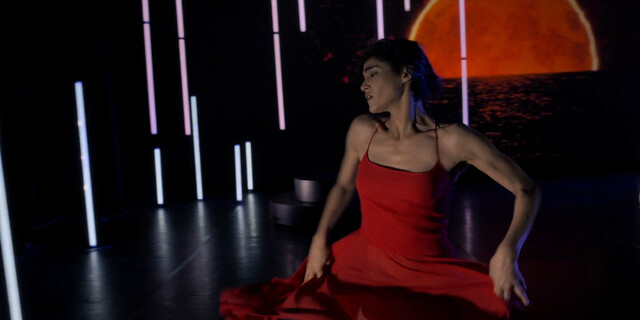 Sofia Boutella sexy – The Killer's Game (2024)