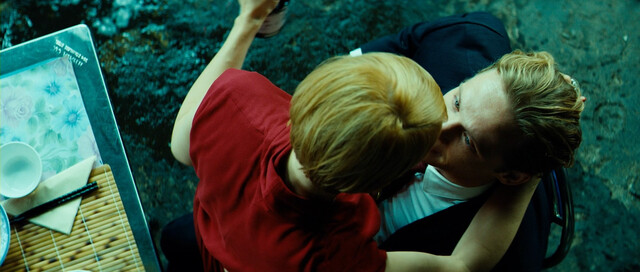 Andrea Osvárt sexy – Der Nanny (2015)