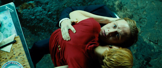 Andrea Osvárt sexy – Der Nanny (2015)