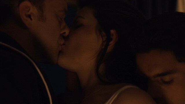 Phillipa Soo sexy – Doctor Odyssey s01e06 (2024)