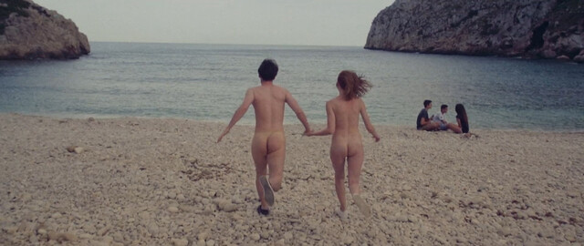 Adrianna Malecka nude – Kochaina (2017)