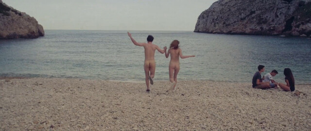 Adrianna Malecka nude – Kochaina (2017)