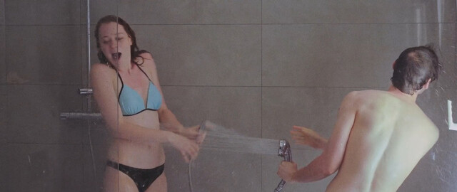 Adrianna Malecka nude – Kochaina (2017)