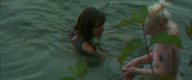 Cindy Danel nude – Loki dort (2012)