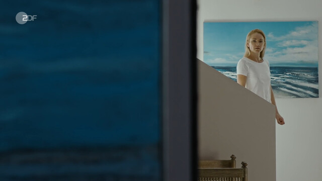 Lisa Maria Potthoff sexy – Mein Kind (2024)