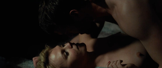 Adeele Sepp nude – Võta või jäta (Take It or Leave It) (2018)